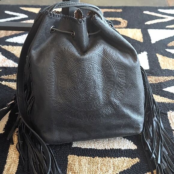 Patricia Nash Nicoletta 🖤 Black Leather Fringe Boho Bucket Bag Crossbody - Picture 5 of 16